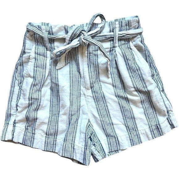 Womens H&M LOGG White Embroidered Paper Bag Style Tie Waist Shorts - Sz 6 - Picture 4 of 6